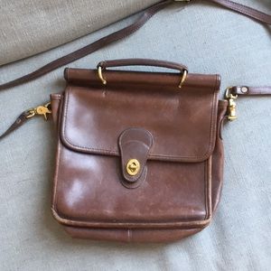 Leather saddlebag